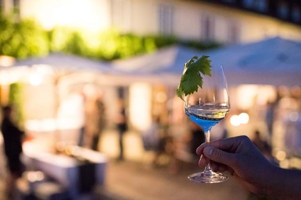 Vabljeni ste na dišeči večer vina in cvetja (foto: PROMO)