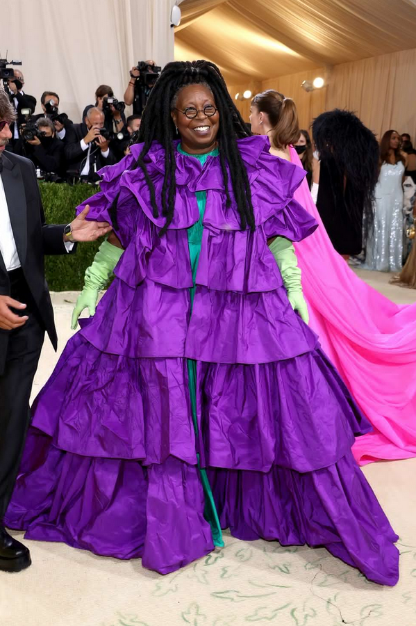 Whoopi Goldberg , Valentino