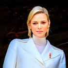 Monaška princesa Charlene se je poslovila od svoje značilne blond pričeske. To je njena nova barva las