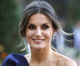 Kraljica Letizia se je za svečani sprejem v Zagrebu zgledovala po Kate Middleton in nosila prepoznavno elegantno kombinacijo