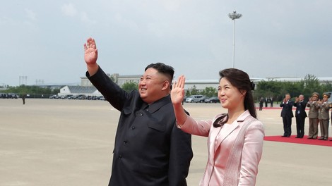 Kdo je žena severnokorejskega voditelja in kolikšno je njuno premoženje