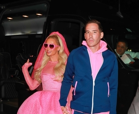 Paris Hilton je poročena! Poglejte njeno čudovito poročno obleko