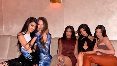 Ta partner sestre Kardashian je razburkal javnost z linijo izdelkov – bi jih vi imeli doma?