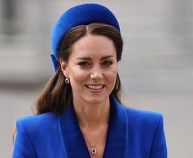 Kate Middleton včeraj namesto plašča ponovno oblekla ta kos in bila videti kot sodobna princesa