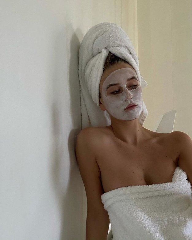 5 napak, ki jih počnejo vse ženske, a uničujejo vašo kožo na obrazu: Zaradi tega se koža hitreje stara in nastajajo gube - Foto: Instagram