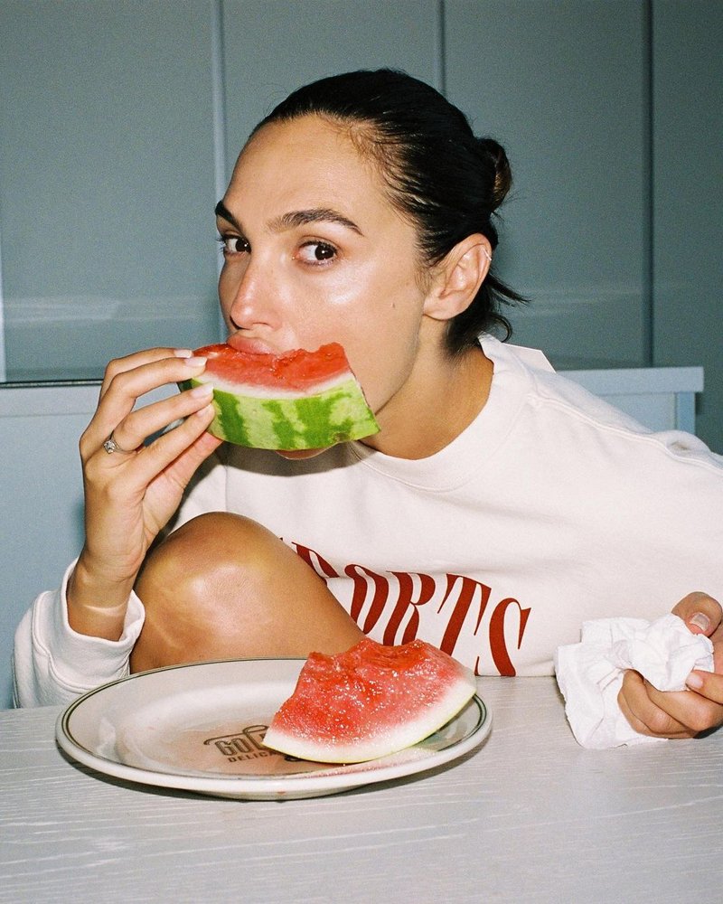 Najpogostejše napake pri dieti in kako se jim izogniti: Jejte več, vendar skrbno izberite živila, ki jih jeste (foto: Instagram)