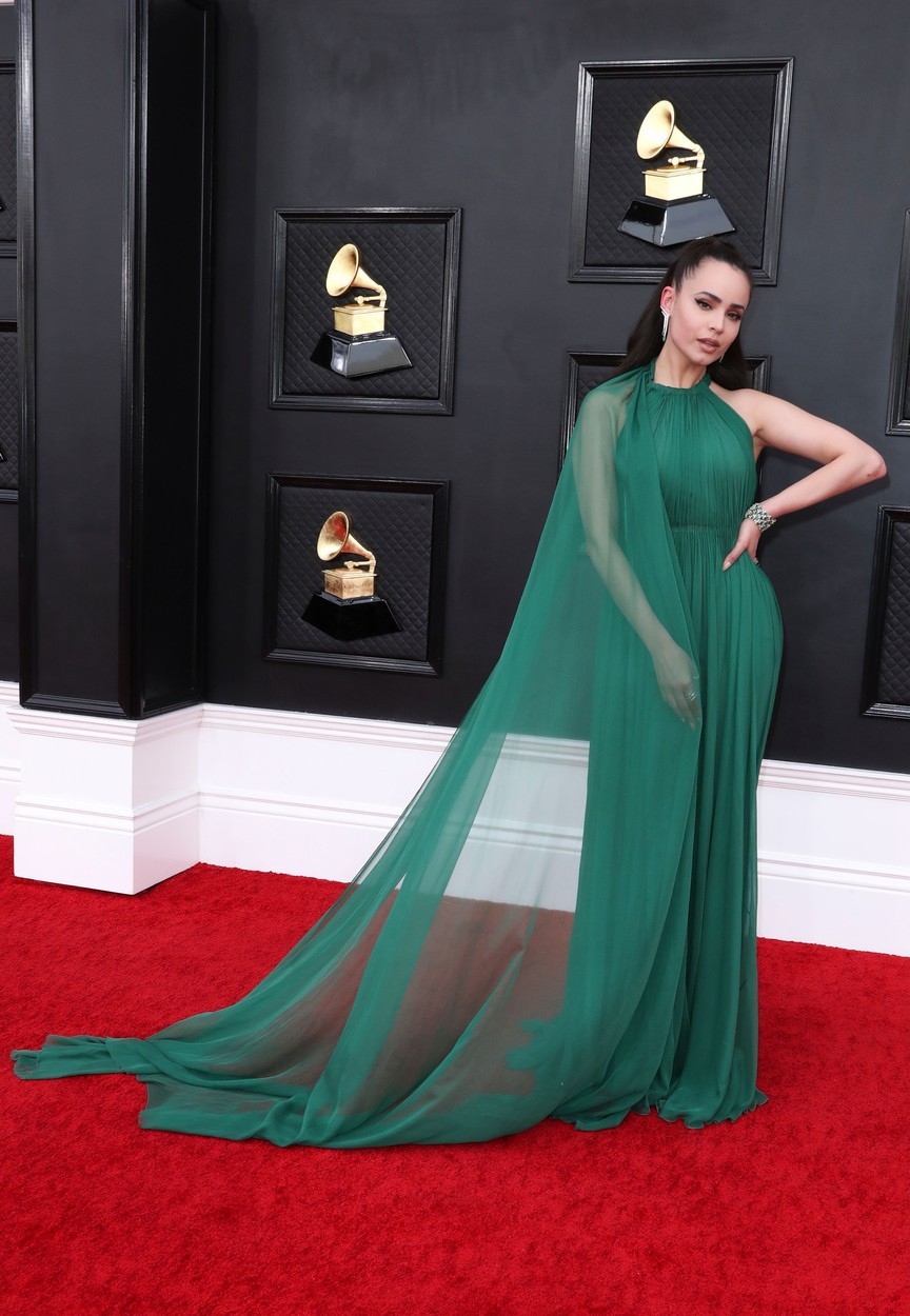 Sofia Carson