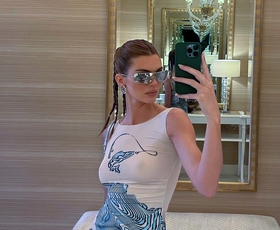 Kendall Jenner našla popolno pomladno obleko in to je vse, kar nosi ta hip