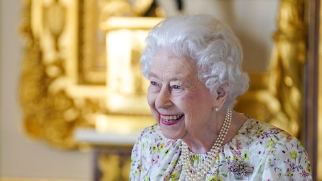 Kraljica Elizabeta II utišala vse govorice o ločitvi Kate Middleton in princa Williama