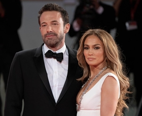 Vsi govorijo o skrivni poroki Jennifer Lopez in Bena Afflecka: Oglejte si podrobnosti romantične slovesnosti ob jezeru