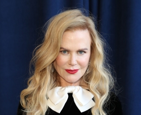 Nicole Kidman se je poslovila od svojih kodrov: Z novo, kratko fantovsko pričesko je skoraj neprepoznavna