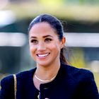 Meghan Markle v New Yorku ležerno oblečena v elegantne kratke hlače in pete