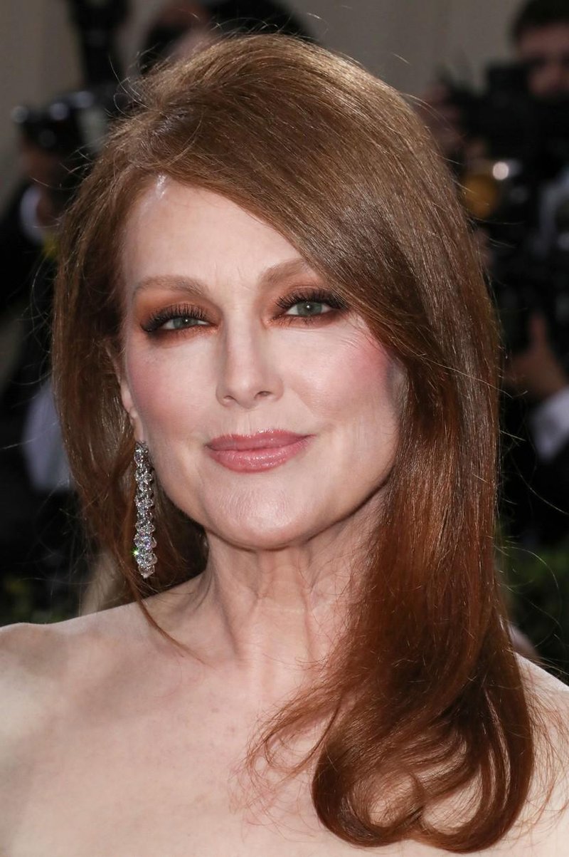 Julianne Moore razkrila popoln trik za poudarjanje oči z ličili, popoln za ženske nad 50 let (foto: Profimedia)