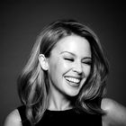 Kylie Minogue razkriva lepotne skrivnosti, ki jih težko verjamemo: Je res tako enostavno izgledati tako dobro?