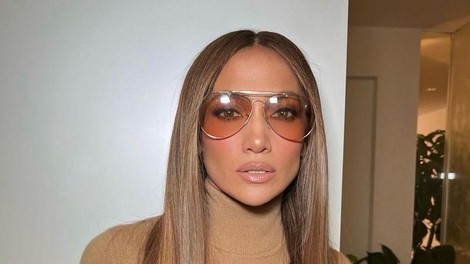 “Boyfriend manikira” je nov trend manikire, ki je prevzela zvezdnice od Jennifer Lopez do Kim Kardashian