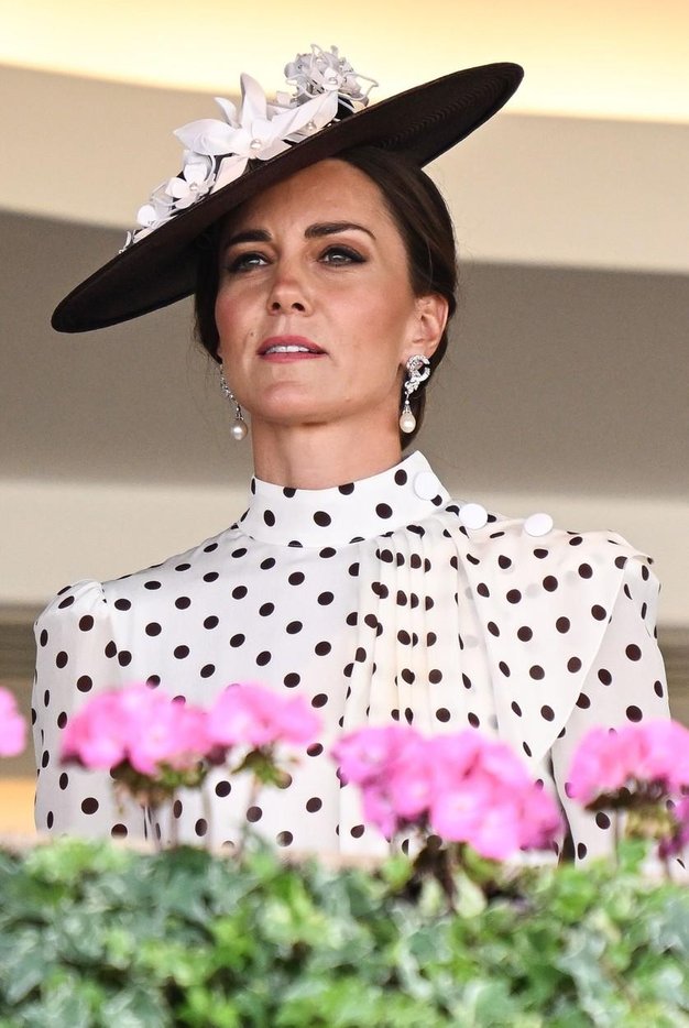 Vsi obroki Kate Middleton, s katerimi ohranja vitko postavo: Vojvodinja se za kosilo drži surove prehrane - Foto: Profimedia