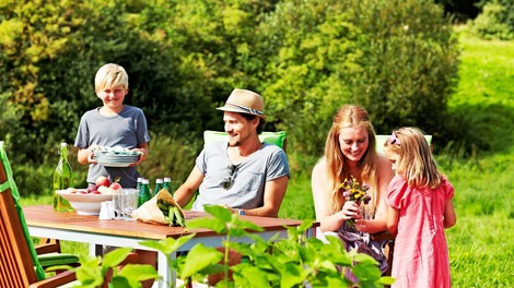 Poletje na danski način: nasveti najbolj srečnih ljudi na svetu za počitnice brez stresa