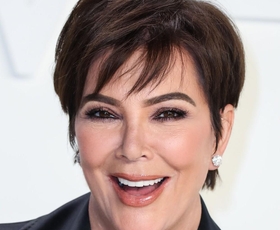 Kris Jenner pokazala novo bob pričesko s frufrujem v napovedniku za drugo sezono 'The Kardashians'