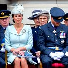 Kate Middleton po kraljičini smrti dobila nov kraljevi naziv. Se bo spremenil tudi naziv Meghan Markle?