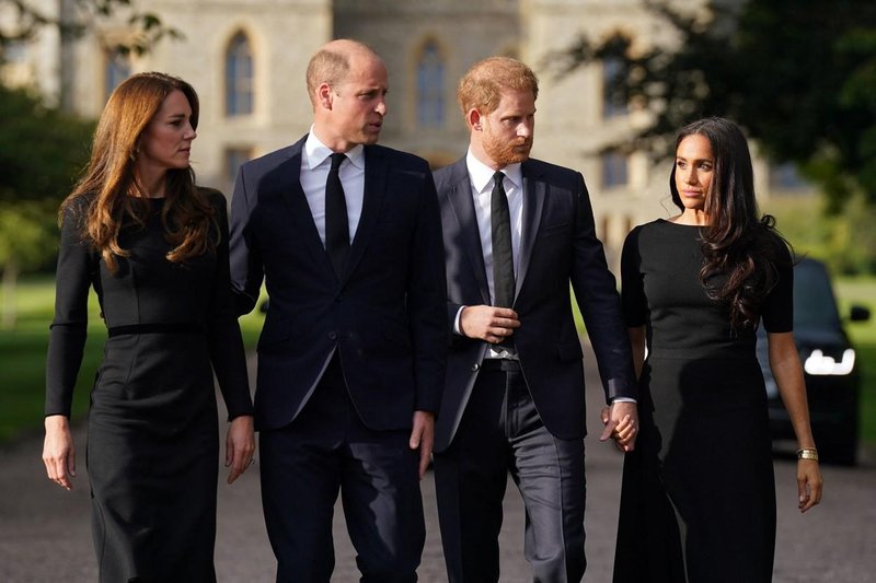 Princ William in Kate Middleton sta imela v Windsorju čustveno srečanje s princem Harryjem in Meghan Markle (foto: Profimedia)