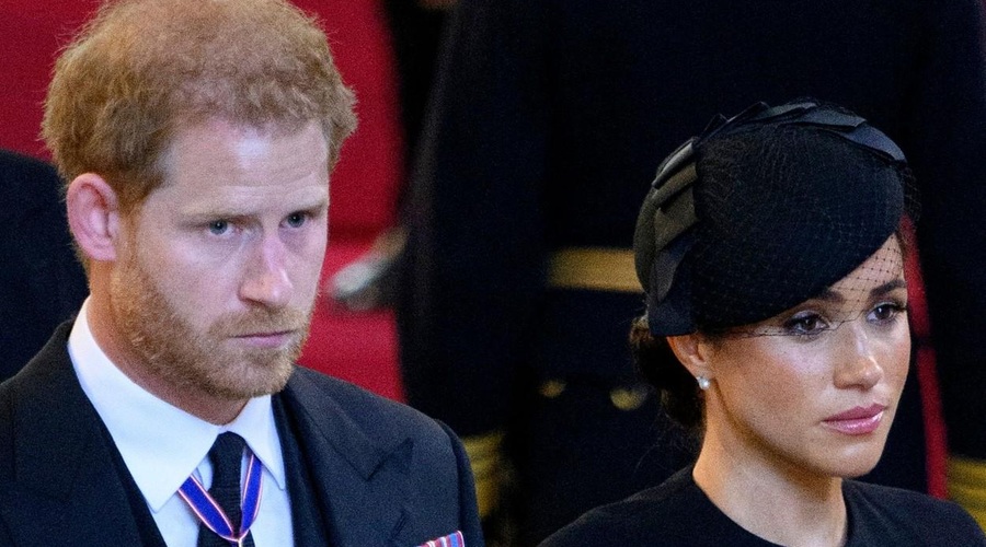 Zakaj se Harry in Meghan vedno držita za roke? (foto: Profimedia)