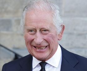 Kralj Charles ni ljubitelj Buckinghamske palače in se ne bo preselil, dokler ne bo prenovljena za 426 milijonov evrov