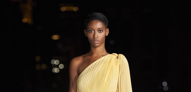 Couture Show Flying Solo na tednu mode v New Yorku: Nepozaben dogodek visoke mode