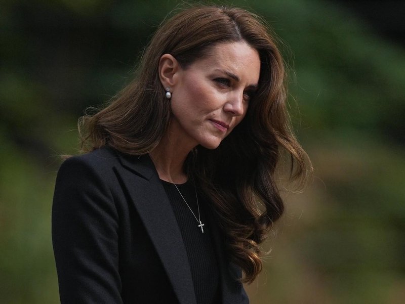 Prepovedano služenje denarja in igranje Monopolyja, ne sme voliti in nositi klobukov po 18. uri: Neobičajna kraljeva pravila, ki jih mora upoštevati Kate Middleton (foto: Profimedia)