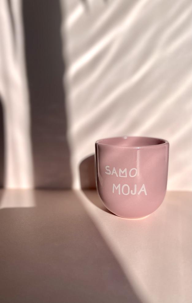 Na poličke Smile Concept Stora je prišla nova Smile x Sisi skodelica, popolna za vašo jutranjo kavo - Foto: promocijsko gradivo