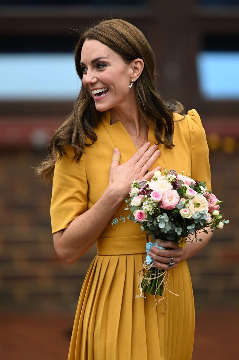 Kate Middleton se drži kraljičinega pravila manikire: To je razlog, zakaj je nikoli ne bomo ujeli s svetlečim lakom za nohte (foto: Profimedia)