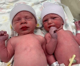 Zarodka sta bila zamrznjena leta 1992, zdaj sta se rodila dvojčka