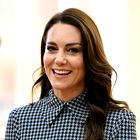 Elegantne črne hlače Kate Middleton iz Zare za manj kot 30 evrov so obvezen kos za zimo 2023