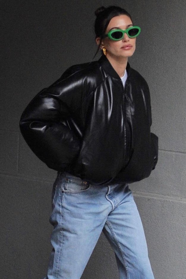 Iščete novo jakno? To je najljubša zimska jakna Hailey Bieber in Kendall Jenner te sezone - Foto: Profimedia