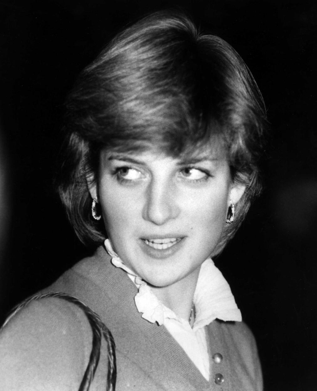 Lady Diana je bodočemu možu prvič padla v oči leta 1980, ko je najstnica nosila kratek, skoraj rjavkast bob.