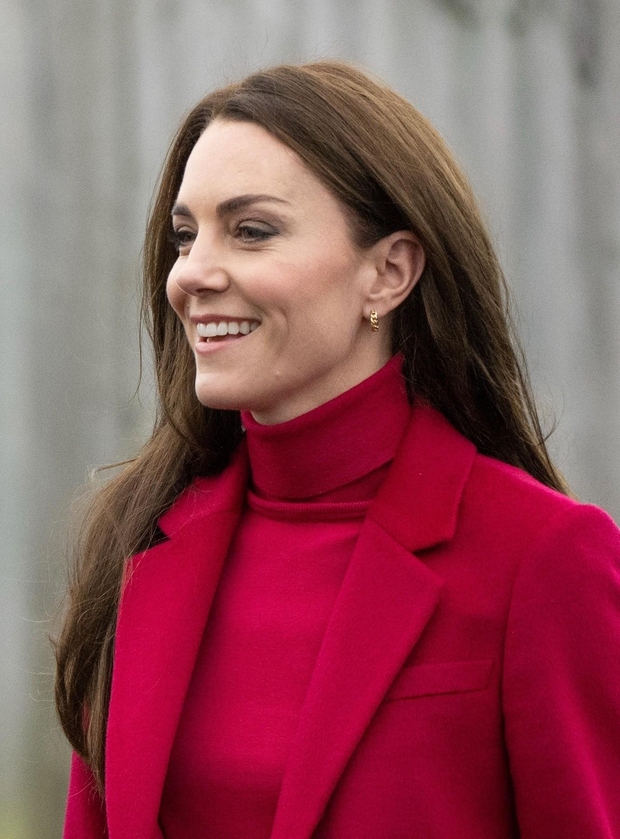Vemo, kako zelo Kate Middleton obožuje rožnato barvo in kako rada ji daje največjo veljavo. V hladnejših mesecih jo izbere …