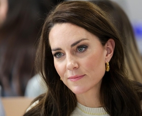 Najljubši gležnjarji Kate Middleton niso črni: Za letošnjo pomlad si jih omislite v tej barvi