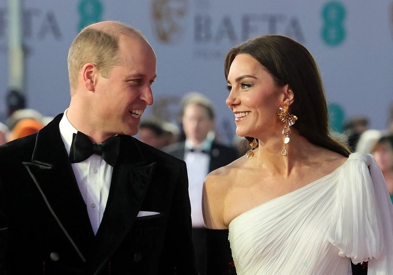 Kate Middleton in princ William vznemirila internet: Na podelitvi nagrad BAFTA pokazala redek trenutek pozornosti in ljubeznivosti para (foto: Profimedia)