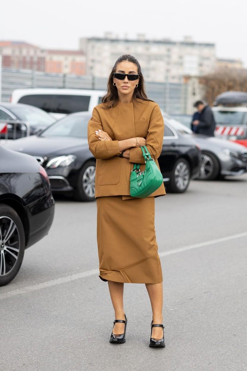 7 trendov čevljev iz 90. let, ki so modni še danes: Enako šik in elegantni so, upreti pa se jim ne morejo niti vplivnice
