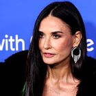 Demi Moore: Obleka, v kateri je nemogoče ostati neopažena in dobro pristaja ženskam z olivno poltjo