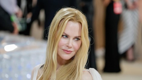 Nicole Kidman je na Met Gali vzela dih v 19 let stari obleki iz kultnega oglasa