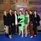 H&M proslavil sodelovanje z Muglerjem s spektakularno modno zabavo blagovne znamke v Berlinu