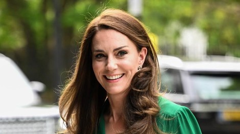 Kate Middleton se je končno pojavila v javnosti: Prejema na tisoče pisem podpore, oboževalci pa to razumejo kot pozitivno znamenje