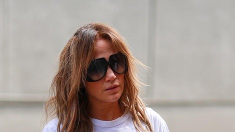 Vse uči so bile na Jennifer Lopez: Bi vi nosili pajkice take barve?