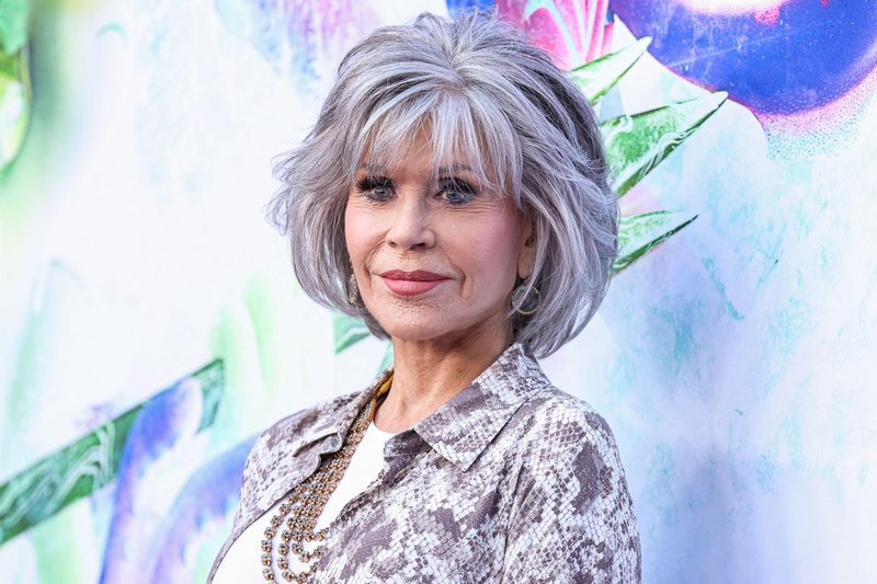 Jane Fonda vsem ženskam predaja pomembno sporočilo o staranju: "Prenehala sem z liftingom obraza, saj nočem izgledati popačeno in nenaravno" (foto: Profimedia)
