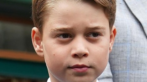 Vsi opazili isto podrobnost: Princa Georgea videli prvič, odkar se je Kate Middleton pred 4 meseci umaknila iz javnosti
