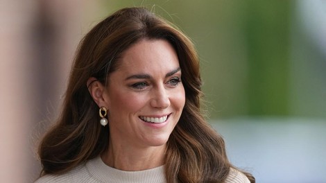 Kate Middleton: Ta modni detajl kaže, da se pripravlja na vlogo kraljice