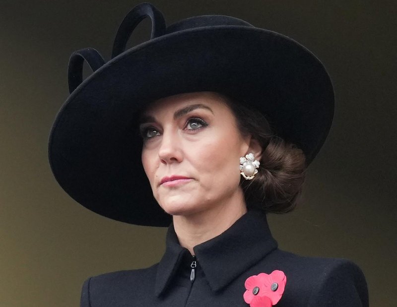 Zdravstveno stanje Kate Middleton se je spremenilo: Dosežena je ključna točka, družina se je zbrala okoli nje
