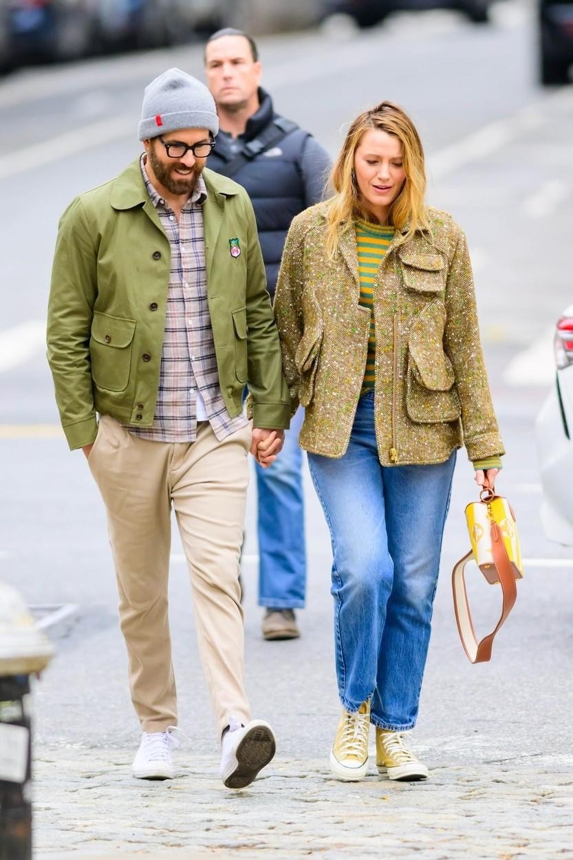 Blake Lively nas je na tem zadnjem newyorškem sprehodu s svojim možem, prav tako igralcem Ryanom Reynoldsom, navdušila z videzom, …