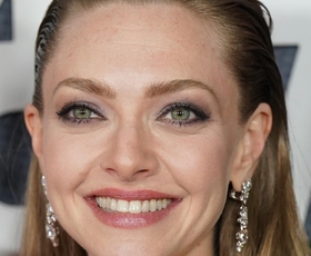 Največja lepotna skrivnost hollywoodskih zvezdnic: Vse prisegajo na ta hiter in poceni nasvet proti staranju in zmanjšanju videza gub