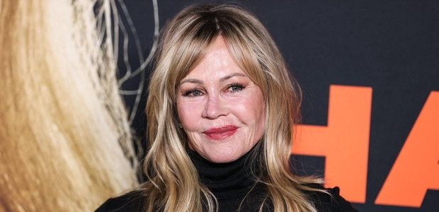 66-letna Melanie Griffith na Instagramu delila popolno spremembo pričeske: Pomlajevalen in eleganten bob, ki ga bodo želele nositi ženske nad 50 let